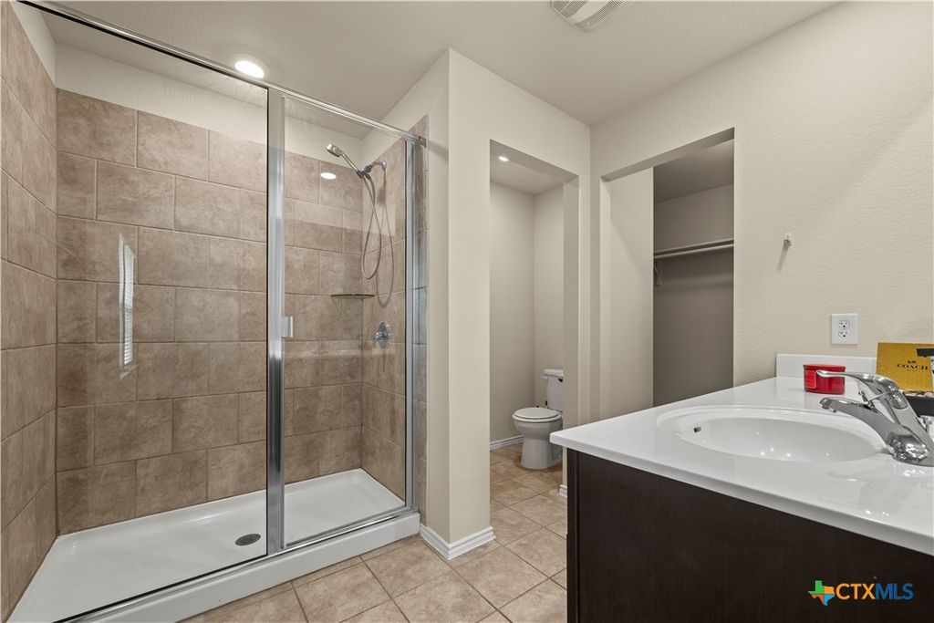 Image 19 of property listing at 6115 Sally Ride Lane, Killeen, TX 76543