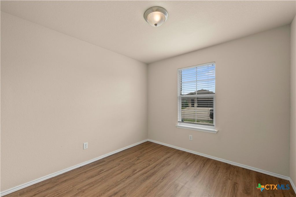 Image 25 of property listing at 6115 Sally Ride Lane, Killeen, TX 76543