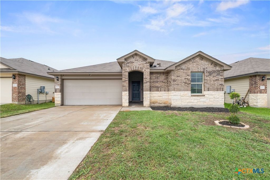 Image 3 of property listing at 6115 Sally Ride Lane, Killeen, TX 76543