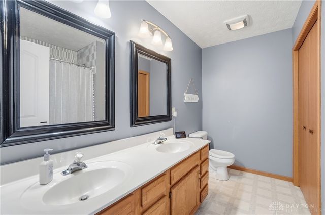 2586 Renwick Way, Troy, OH 45373