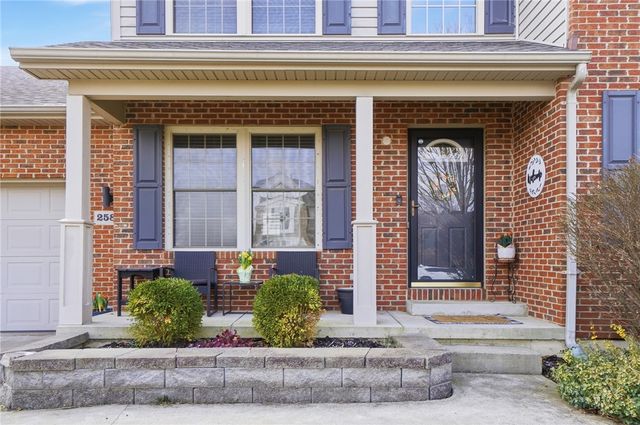 2586 Renwick Way, Troy, OH 45373