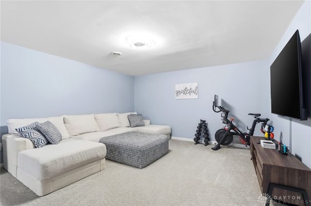 2586 Renwick Way, Troy, OH 45373