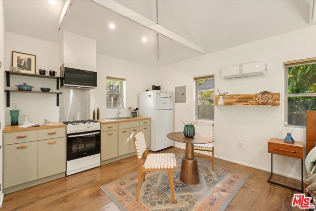 4840 Malta Street, Los Angeles, CA 90042