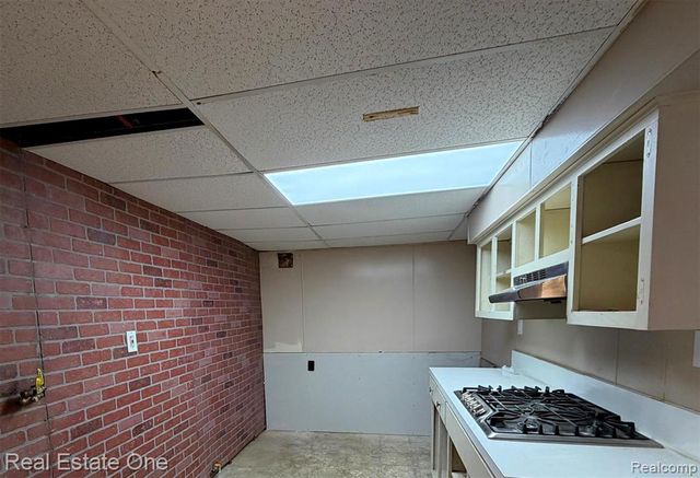 4937 Oak Park Drive, Clarkston, MI 48346