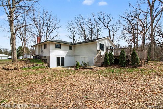 4937 Oak Park Drive, Clarkston, MI 48346