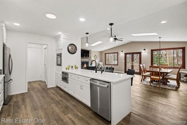 4937 Oak Park Drive, Clarkston, MI 48346