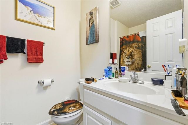 6117 Hedgecock Circle 2D, High Point, NC 27265