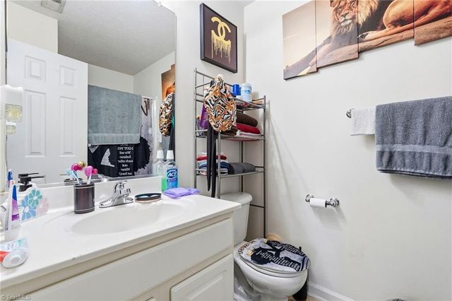 6117 Hedgecock Circle 2D, High Point, NC 27265