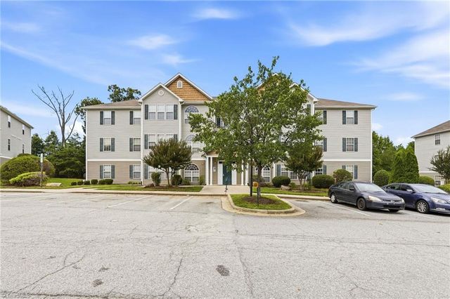 6117 Hedgecock Circle 2D, High Point, NC 27265