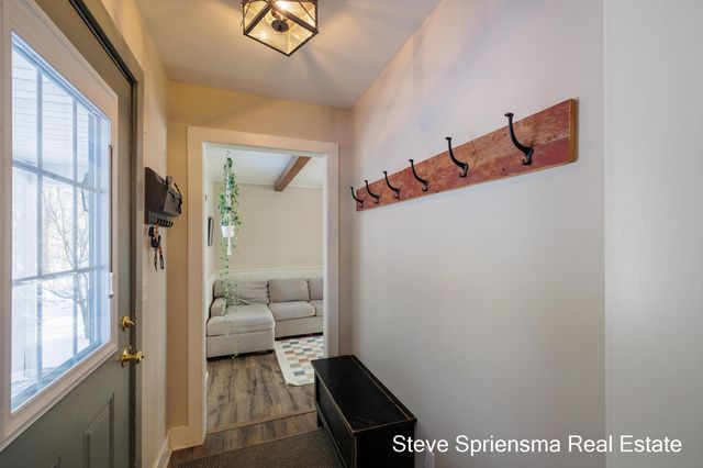 6640 Van Buren Street, Hudsonville, MI 49426