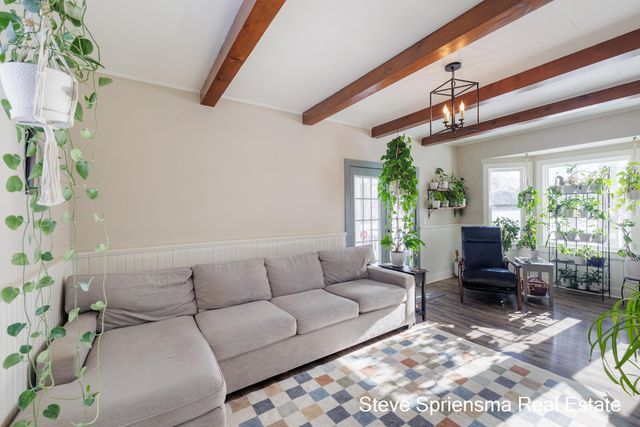 6640 Van Buren Street, Hudsonville, MI 49426