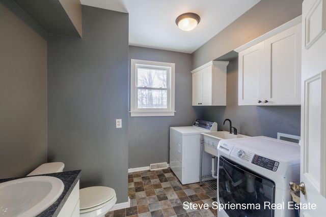 6640 Van Buren Street, Hudsonville, MI 49426