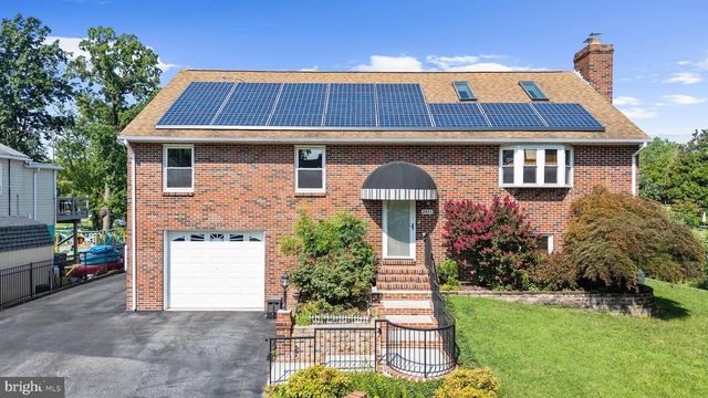 2426 WYTHE AVE, Baltimore, MD 21219