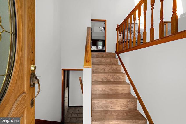 2426 WYTHE AVE, Baltimore, MD 21219