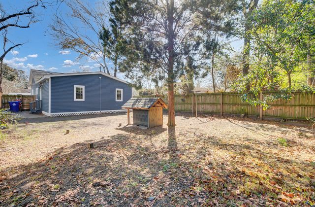 1904 Iris Street, North Charleston, SC 29405