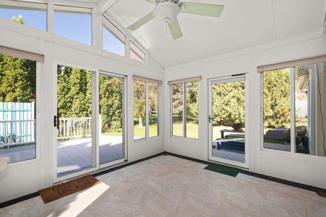 400 St Andrews Court, Waunakee, WI 53597