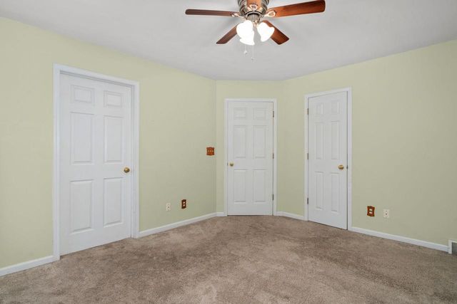 400 St Andrews Court, Waunakee, WI 53597
