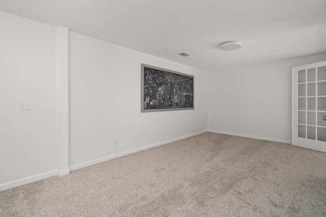 400 St Andrews Court, Waunakee, WI 53597