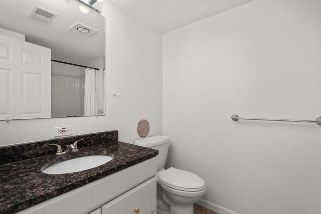 400 St Andrews Court, Waunakee, WI 53597