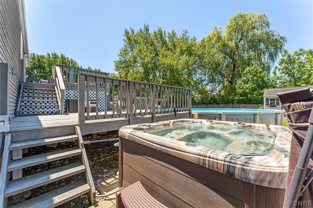 6249 Wynmoor Drive, Cicero, NY 13039