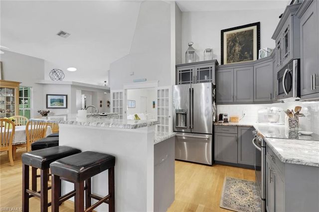 5810 Lancewood WAY, Naples, FL 34116