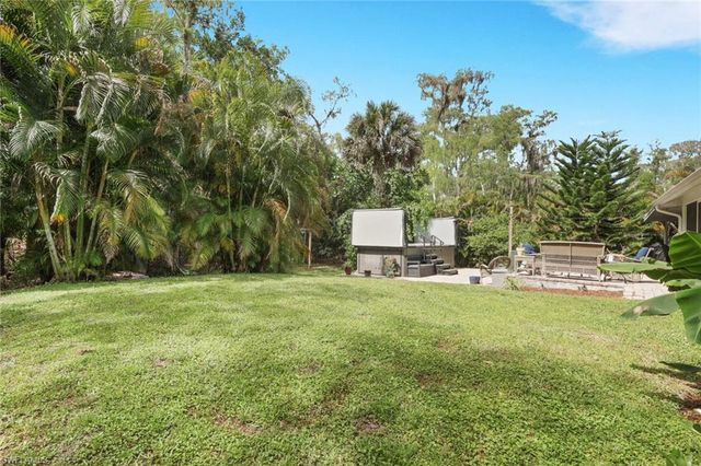 5810 Lancewood WAY, Naples, FL 34116