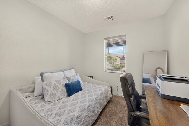 6361 Broad Wing Drive NE, Rio Rancho, NM 87144