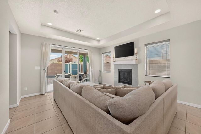 6361 Broad Wing Drive NE, Rio Rancho, NM 87144