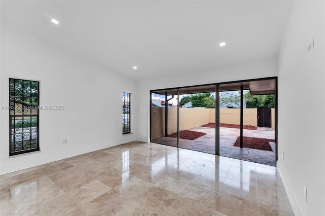 14719 SW 84th Ter, Miami, FL 33193