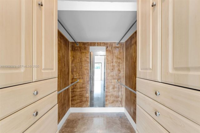 14719 SW 84th Ter, Miami, FL 33193