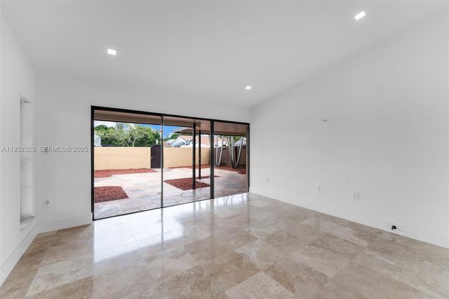 14719 SW 84th Ter, Miami, FL 33193