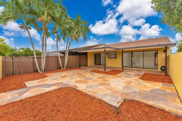 14719 SW 84th Ter, Miami, FL 33193