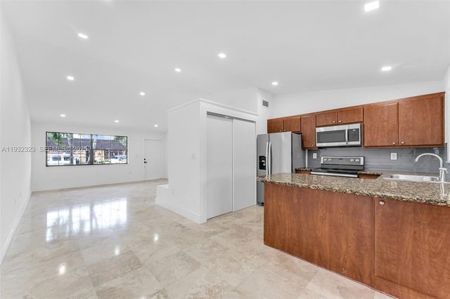 14719 SW 84th Ter, Miami, FL 33193