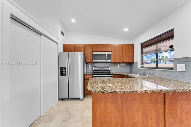 14719 SW 84th Ter, Miami, FL 33193