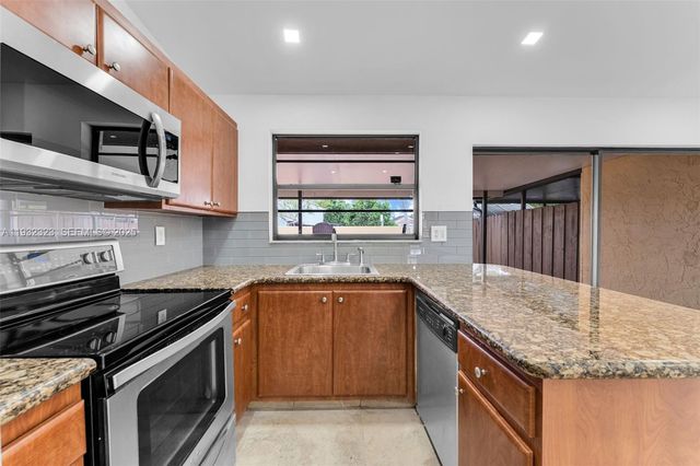 14719 SW 84th Ter, Miami, FL 33193