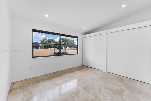 14719 SW 84th Ter, Miami, FL 33193