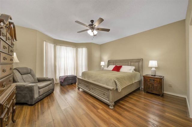 25 Cascade Springs Place, The Woodlands, TX 77381