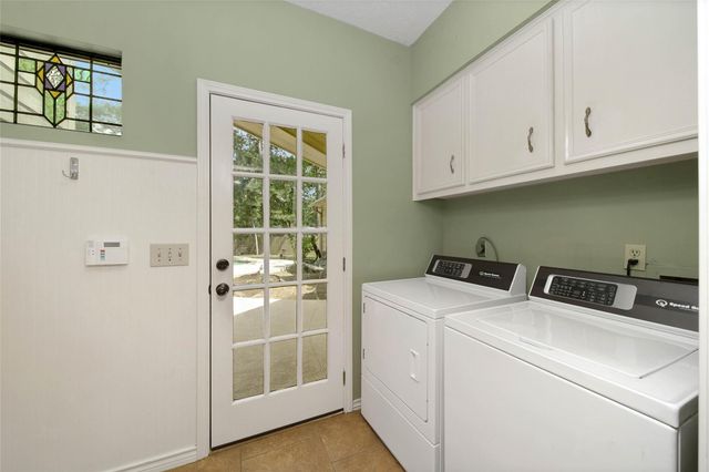 25 Cascade Springs Place, The Woodlands, TX 77381