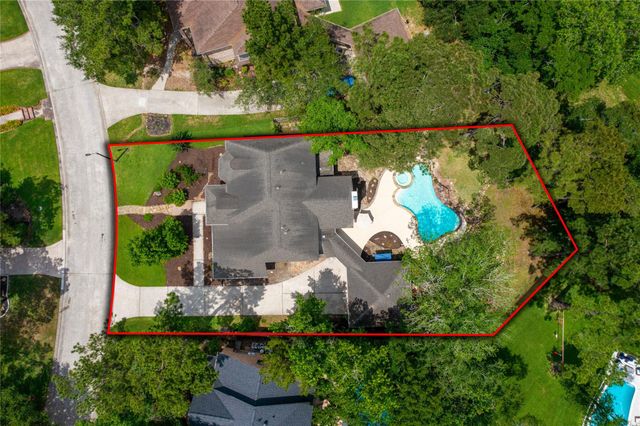 25 Cascade Springs Place, The Woodlands, TX 77381