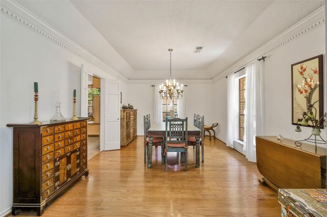 25 Cascade Springs Place, The Woodlands, TX 77381