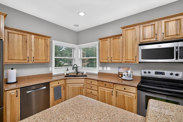 1000 SE Bluegrass Circle, Waukee, IA 50263