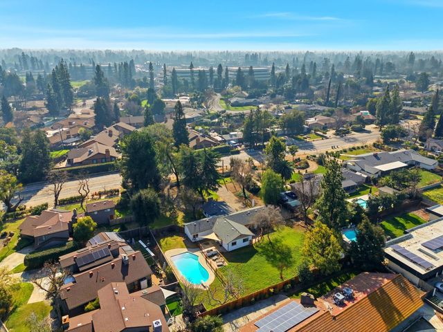 610 W Barstow, Fresno, CA 93704