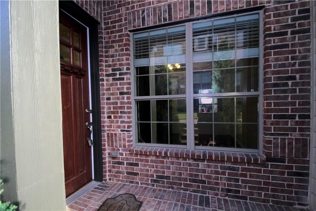 4233 Swan Forest Drive E, Carrollton, TX 75010