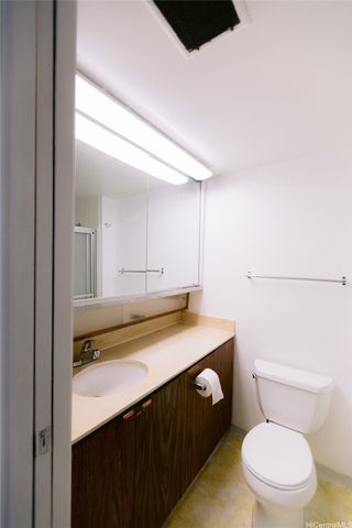 1560 Kanunu Street 617, Honolulu, HI 96814