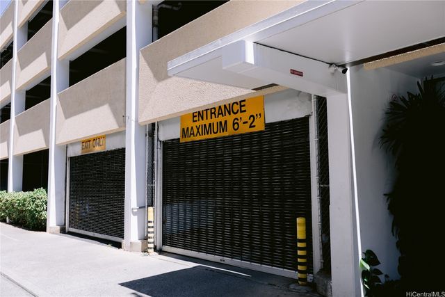 1560 Kanunu Street 617, Honolulu, HI 96814