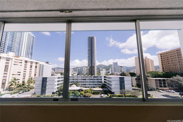 1560 Kanunu Street 617, Honolulu, HI 96814