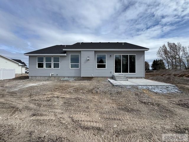 394 Wind River Circle, Shelley, ID 83274
