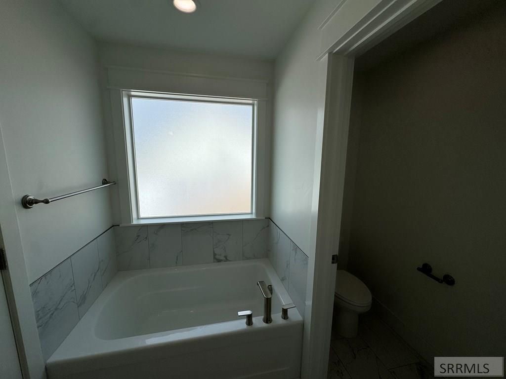 Image 17 of property listing at 394 Wind River Circle, Shelley, ID 83274