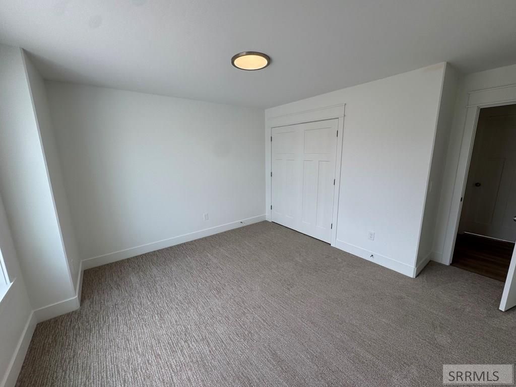Image 5 of property listing at 394 Wind River Circle, Shelley, ID 83274