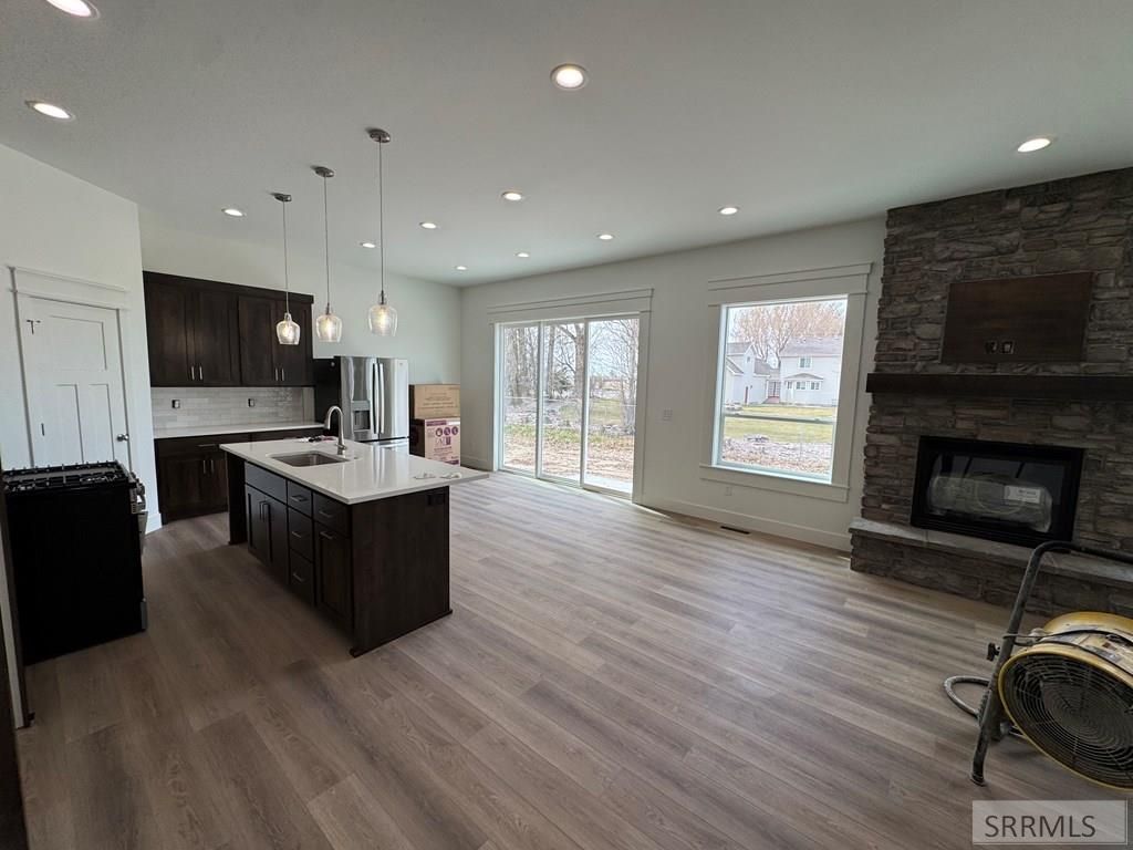 Image 8 of property listing at 394 Wind River Circle, Shelley, ID 83274